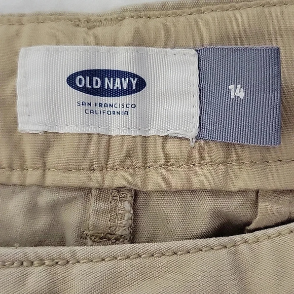 Old Navy Shorts - Picture 3 of 3